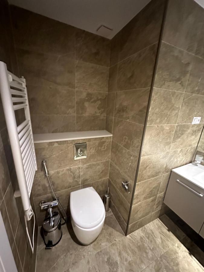 Alliance Palace Aparthotel By Marriott Батуми Экстерьер фото